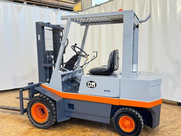 Carrello elevatore Diesel OM 30 quintali - Foto 2