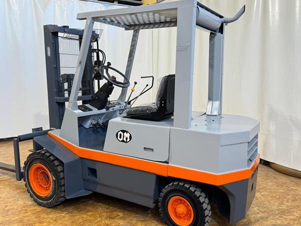 Carrello elevatore Diesel OM 30 quintali - Foto 2